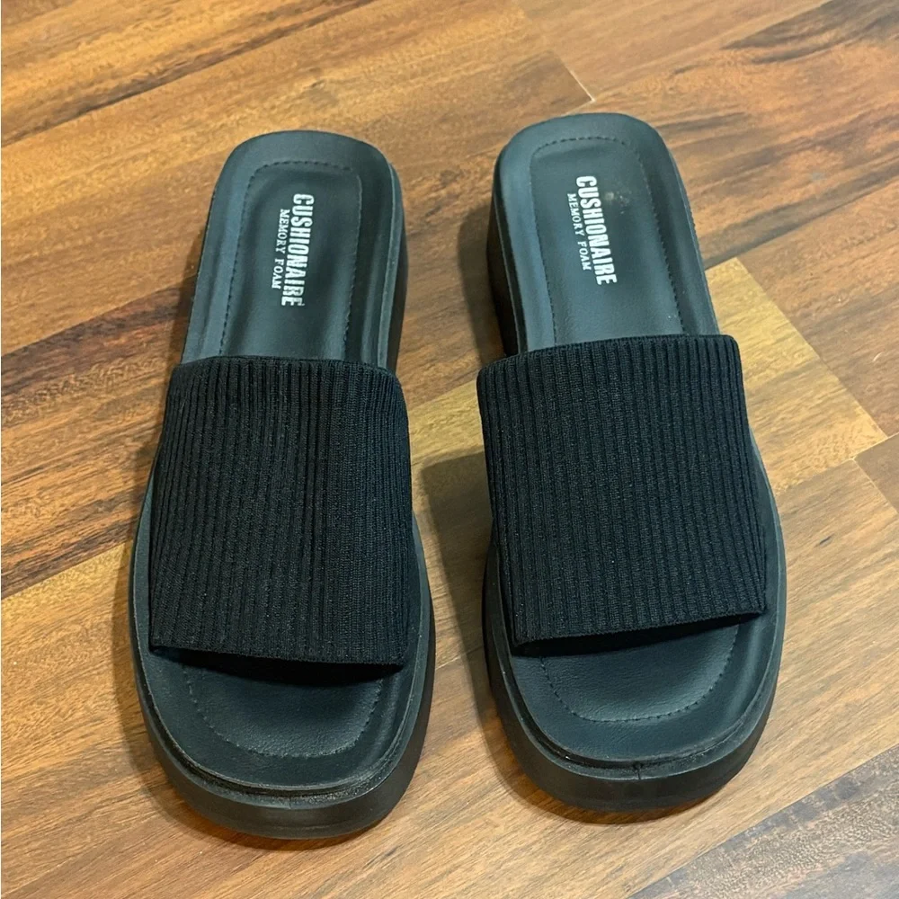Cushionaire Women’s Pim Knit Platform Black Slide Sandals w/ Memory Foam Sz 9.5